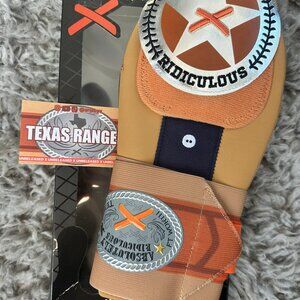 Unreleased Aria Absolutely Ridiculous Sliding Mitt - Texas Ranger